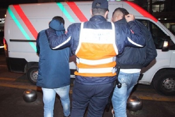 أمن الدار البيضاء يلقي القبض على مرتكب السرقات بالعنف