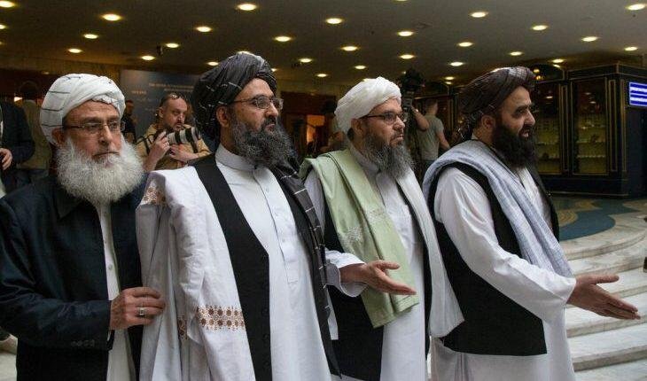إجراء أول محادثات وجها لوجه بين الولايات المتحدة و طالبان منذ الانسحاب  من أفغانستان