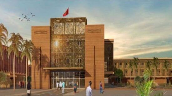 انطلاق الدراسة في كلية الطب بالعيون