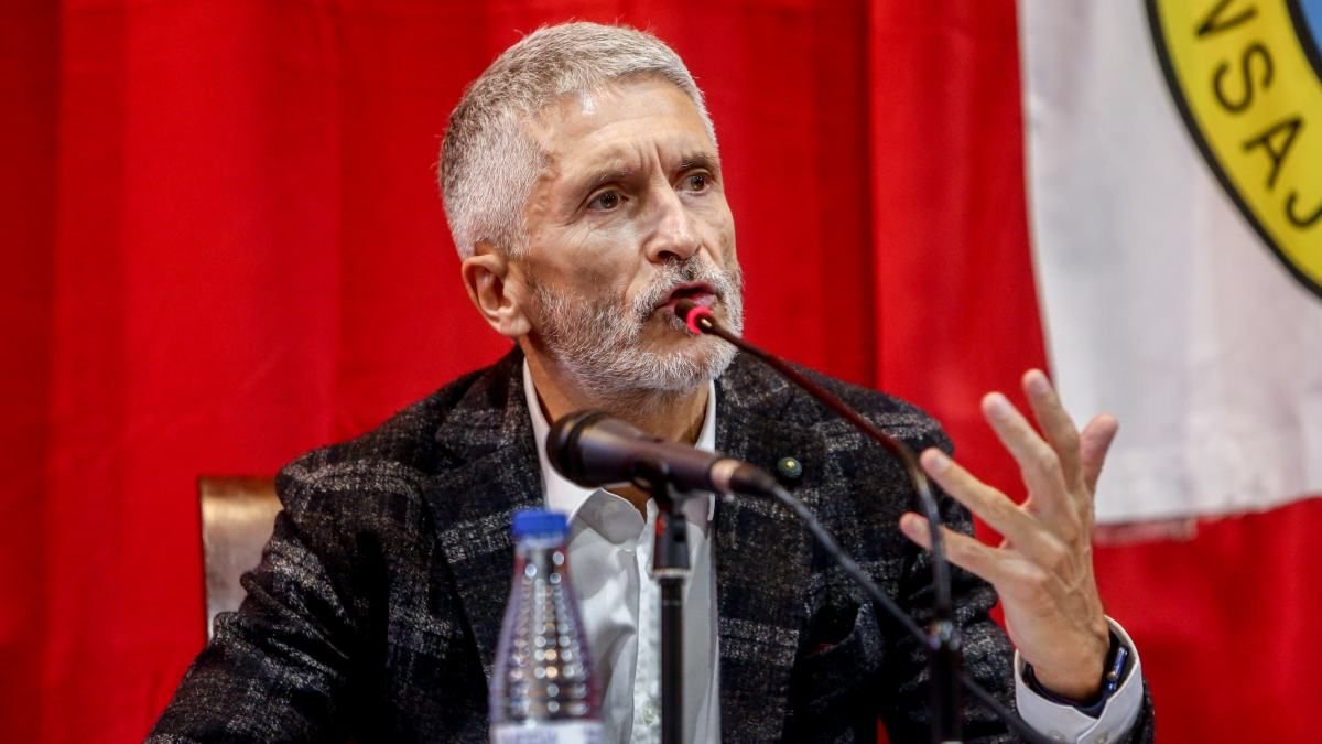 أمام الاتحاد الأوروبي.. وزير الداخلية الإسباني يدافع عن المغرب وهذا ما قاله