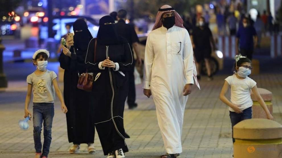 السعودية تلغي إلزامية ارتداء الكمامة والتباعد ضمن إجراءات تخفيف الاحترازات الصحية