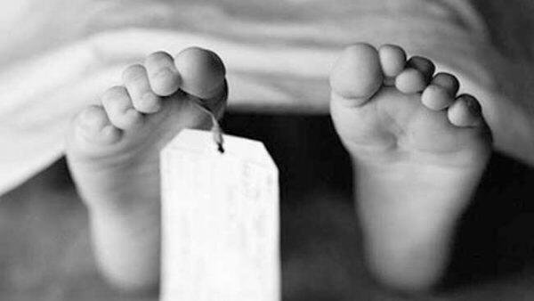 صادم جدا .. أب يقتل إبنه خنقا انتقاما من طليقته