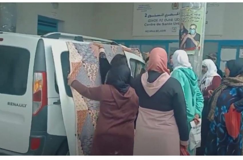 سيدي قاسم : سيدة تلد في سيارة أمام المركز الصحي بلقصيري…ومغردون ساخطون