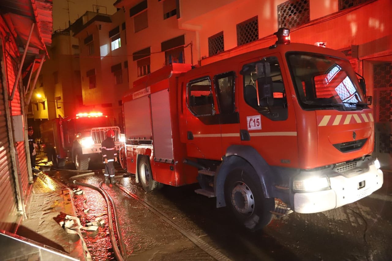 فاجعة ..احتراق طفلين حتى الموت..بعد اندلاع حريق مهول بمنزلهما