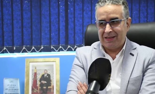 البروفيسور الإبراهيمي: تسريع عملية التلقيح يظل المخرج الوحيد من أزمة كورونا