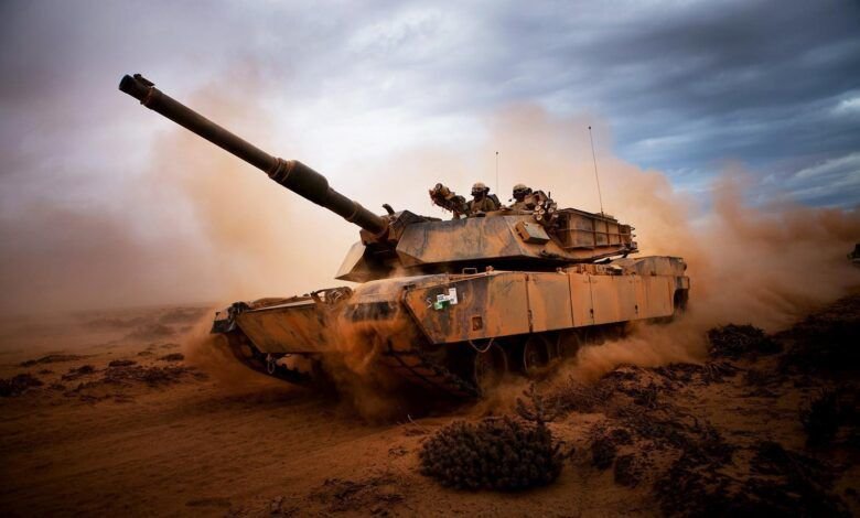 دبّابات مدمّرة تحصّن الخطوط الأمامية للقوات المسلحة الملكية