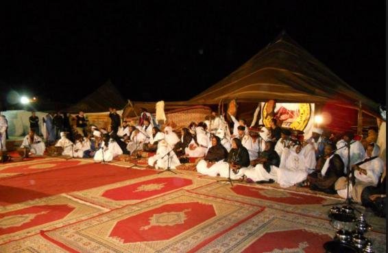 الداخلة تعيش على إيقاع المهرجان الوطني الخامس عشر للأغنية الحسانية