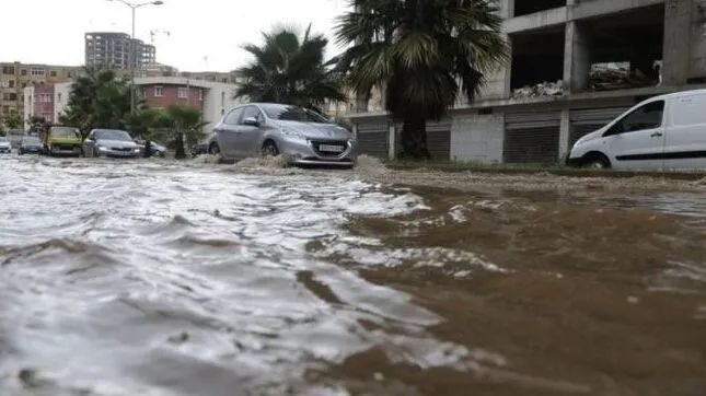 قتلى جرّاء الأمطار الغزيرة بالجزائر