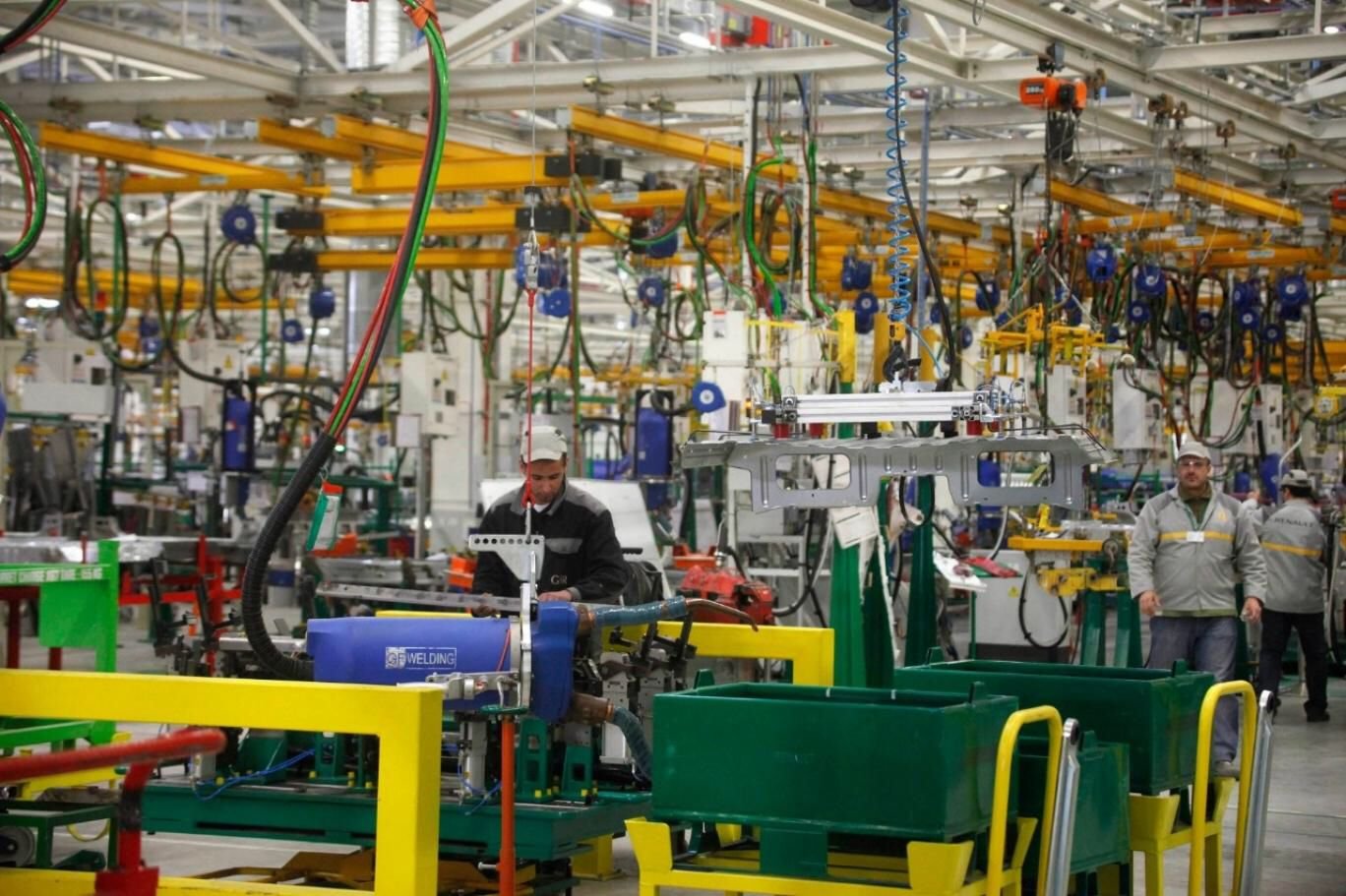 المغرب أصبح قاعدة صناعية خلفية لأوروبا !