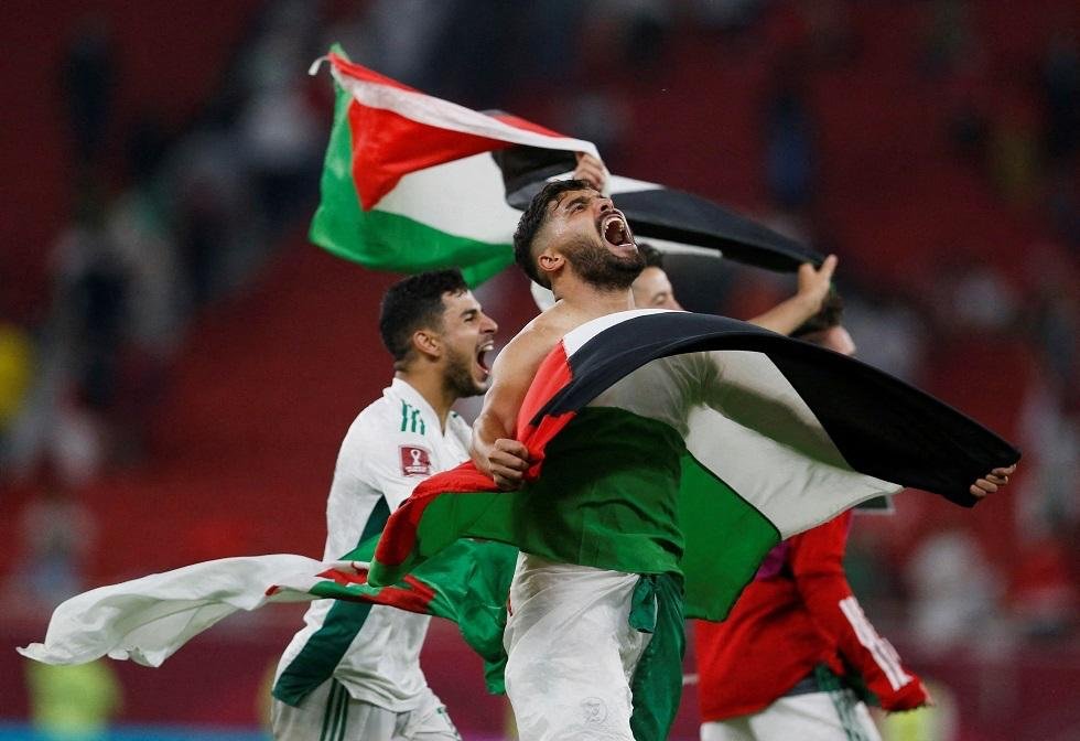فضيحة من العيار الثقيل.. المنشطات تطيح بالمنتخب الجزائري خلال المباراة التي جمعته مع المغرب