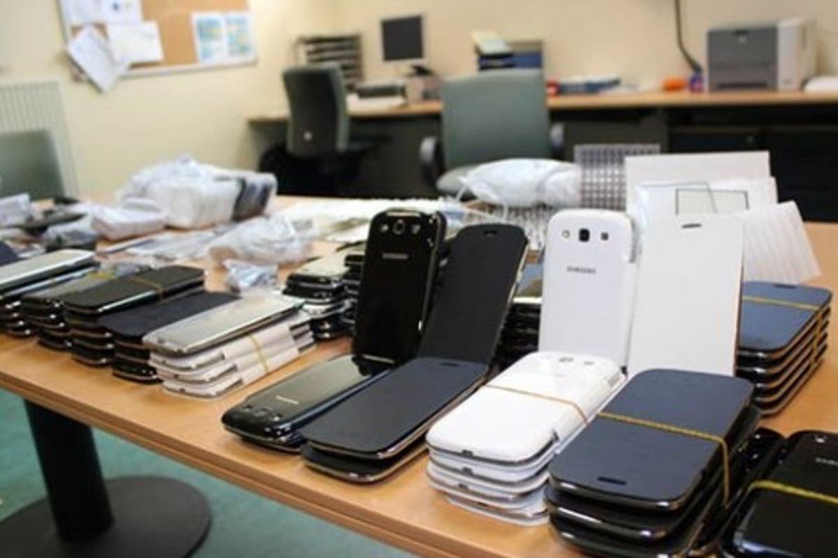 الناظور.. حجز مستلزمات هواتف نقالة بقيمة 2,5 مليون درهم