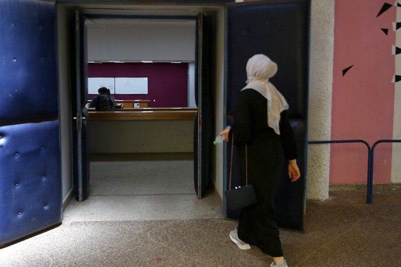 إحداث خط أخضر للتصدي لظاهرة “الجنس مقابل النقاط”