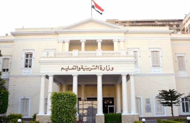 مصر : وزارة التربية و التعليم تعجل باصدار بيانا حول الامتحانات و الاجازة