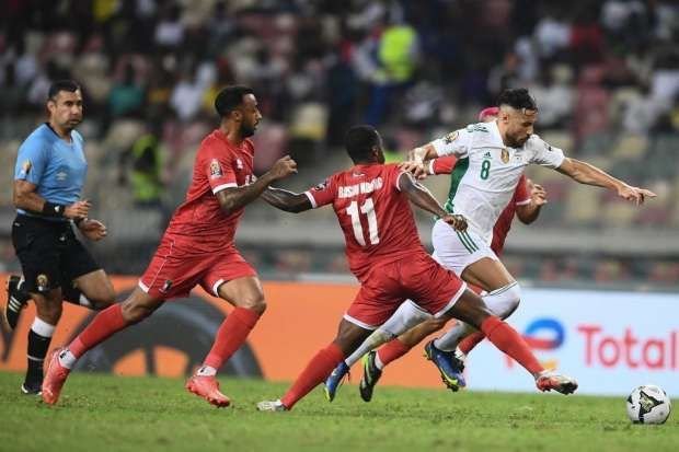 هزيمة المنتخب الجزائري أمام منتخب غينيا الاستوائية بهدف نظيف
