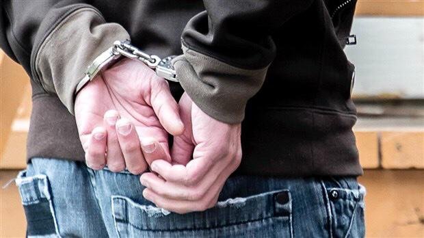 صادم..مهندس دولة يحاول قتل إبنه القاصر وزوجته..تفاصيل صادمة