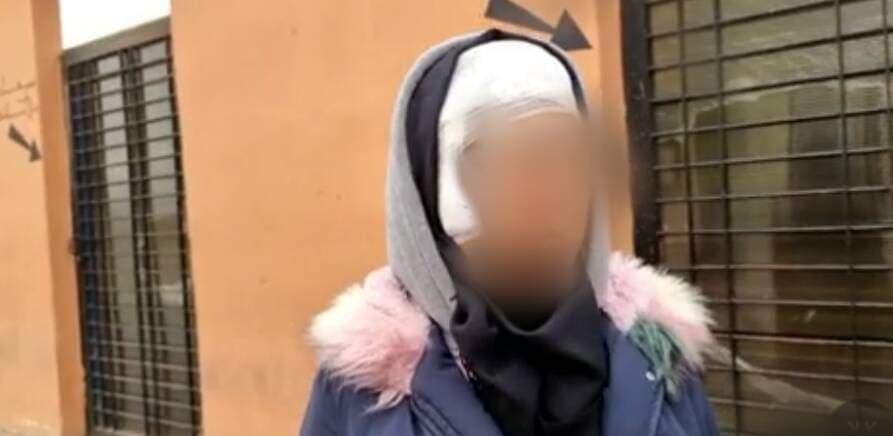 تلميذة ”كتشرمل ” زميلة لها بالمدرسة وهذه التفاصيل..