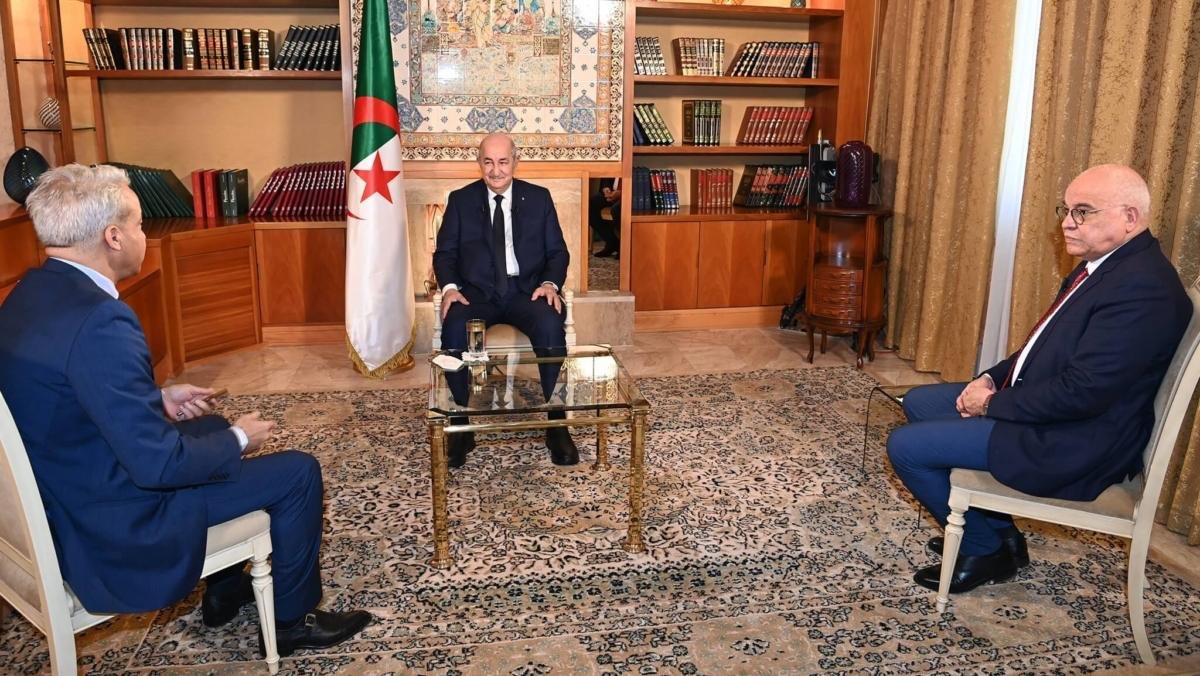 محاولات الجزائر لمزاحمة المغرب في مجال صناعة السيارات كلفها خسائر مالية ضخمة