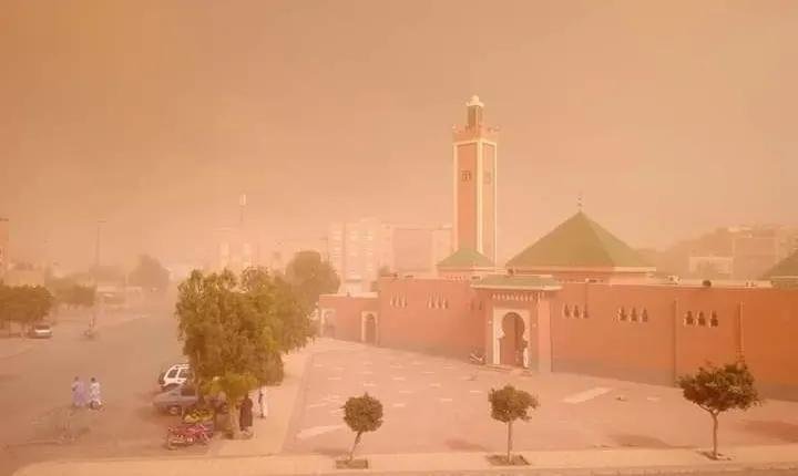 الرياح تعلق الدراسة بكلميم