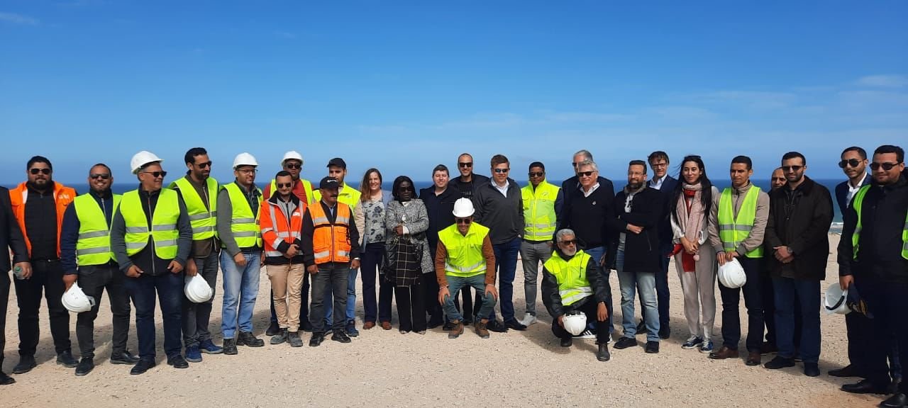 وفد المستثمرين الأمريكيين في زيارة لميناء الداخلة الأطلسي