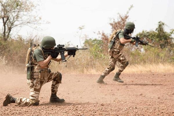 بتعليمات ملكية .. تمرين عسكري مغربي-فرنسي “شركي 2022” بمنطقة الراشيدية