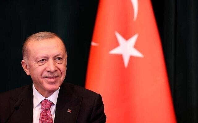 أردوغان يستنكر العمليات الفلسطينية ويصفها بالمقيتة
