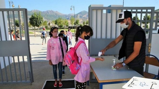 انطلاق عملية التسجيل في الموسم الدراسي المقبل