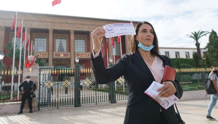 منيب: جواز التلقيح لا يصلح لأي شيء