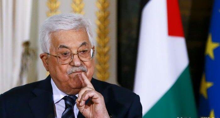 الرئيس الفلسطيني يجري اتصالات لوقف التصعيد الإسرائيلي