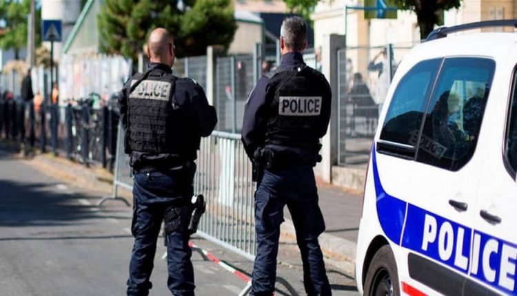 شرطي فرنسي يقتل مغربيا برصاصة