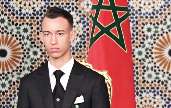 مدينة الداخلة تحتفل بعيد ميلاد ولي العهد الأمير مولاي الحسن