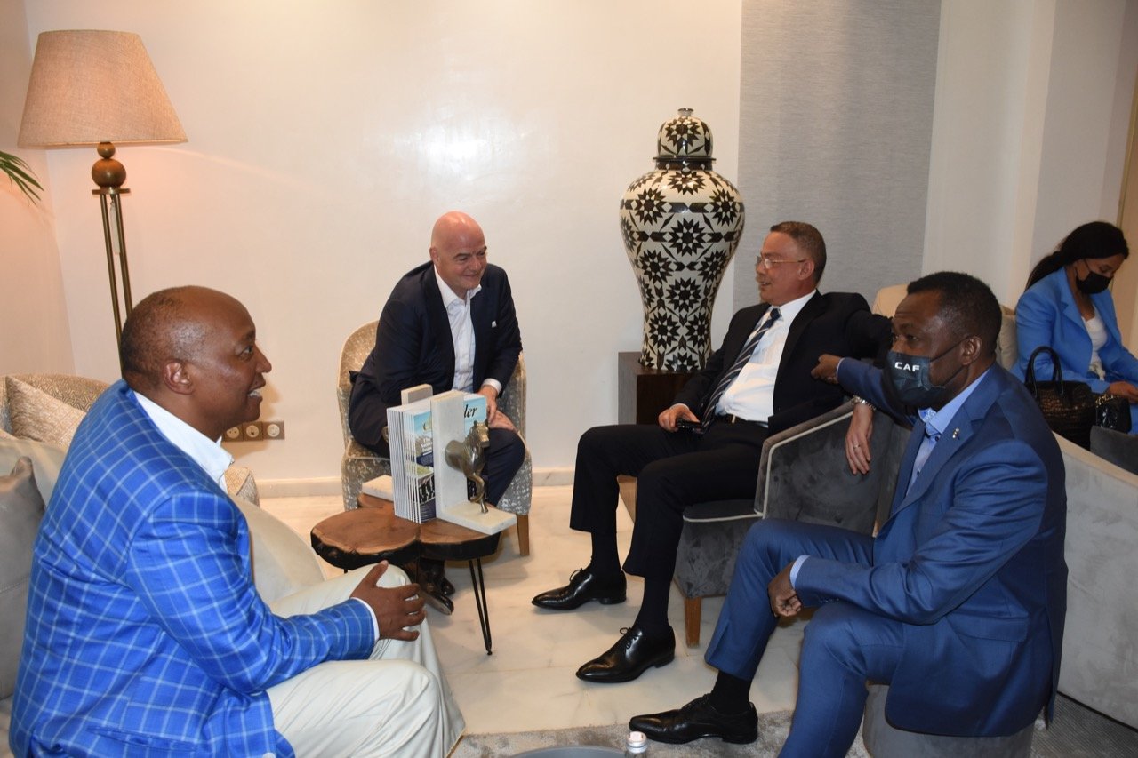 إنفانتينو يحضر نهائي دوري أبطال إفريقيا بين الأهلى والوداد