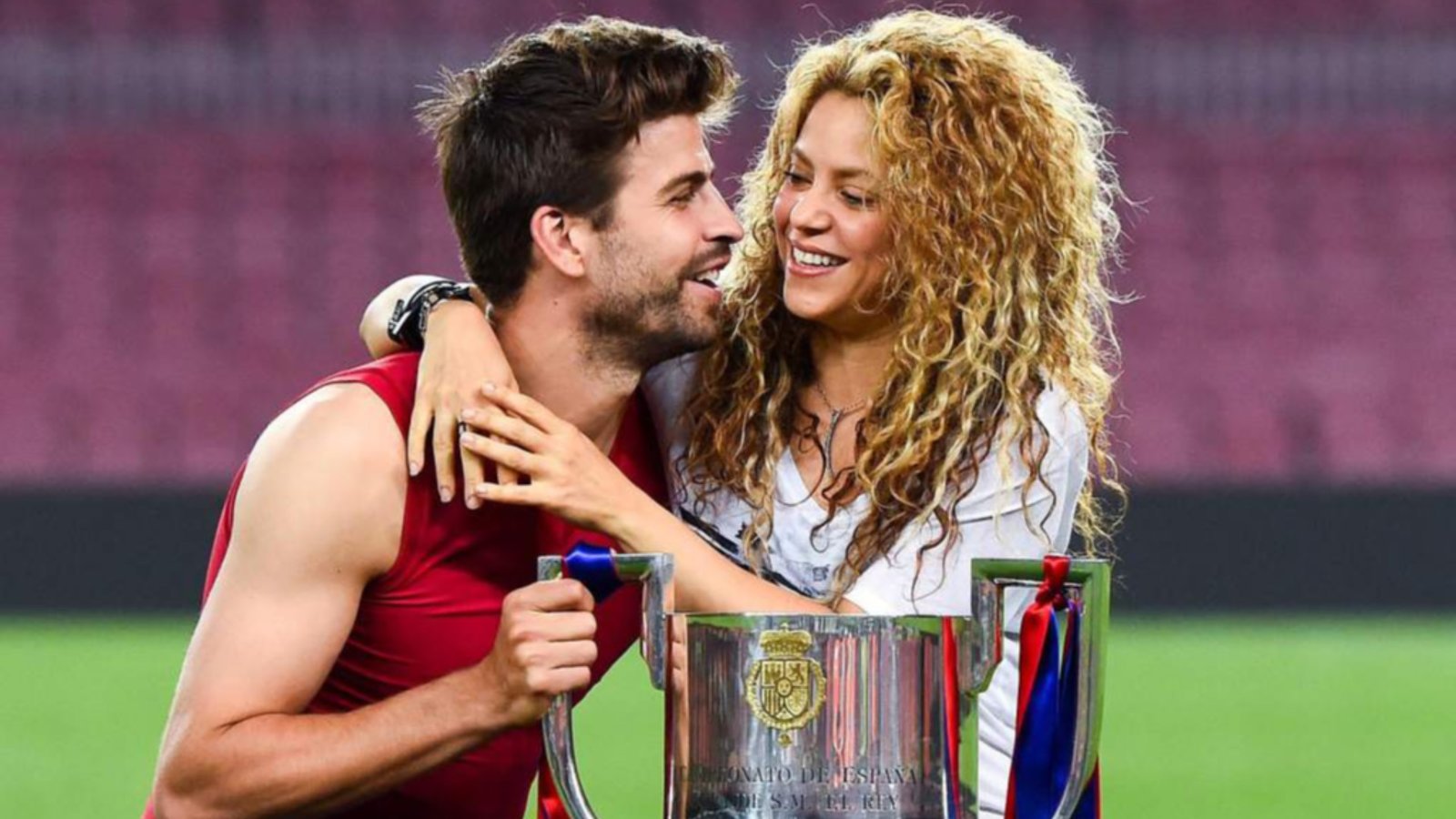 رسمياً.. جيرارد بيكي وشاكيرا يعلنان الانفصال