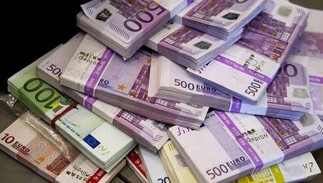 حجز 40 ألف أورو غير مصرح بها بميناء طنجة المتوسط