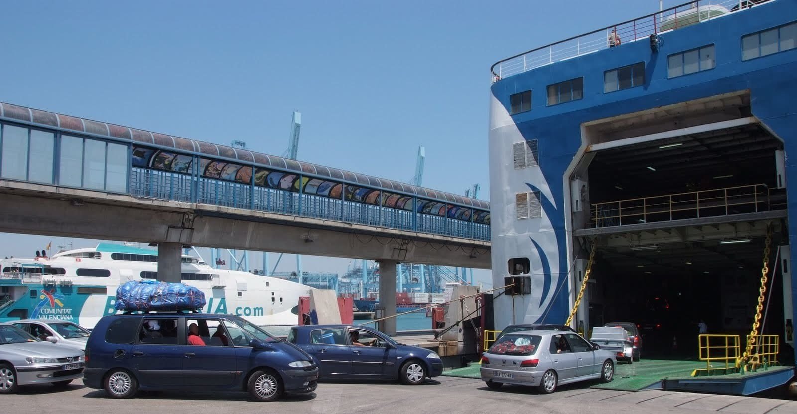 خلال 48 ساعة فقط.. 10 آلاف شخص عبروا موانئ اسبانيا في اتجاه المغرب