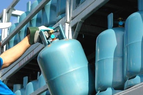 بسبب ارتفاع أسعار المحروقات.. موزعو “البوطا”  يلجأون إلى التصعيد بهذا الشكل