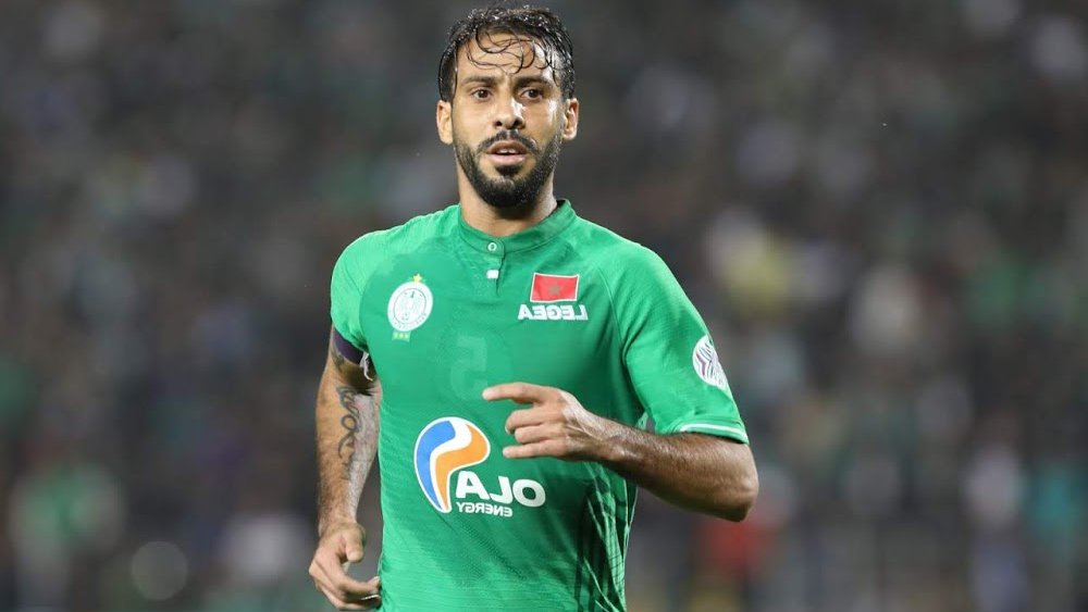 توقيف محسن متولي لمباراتين بسبب حركته ”غير الأخلاقية” في الديربي