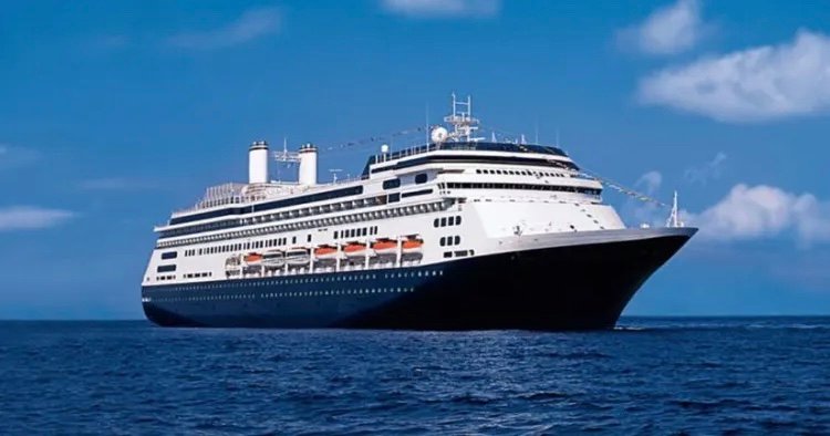 منع سفينة سياحية من دخول ميناء طنجة المدينة لهذا السبب