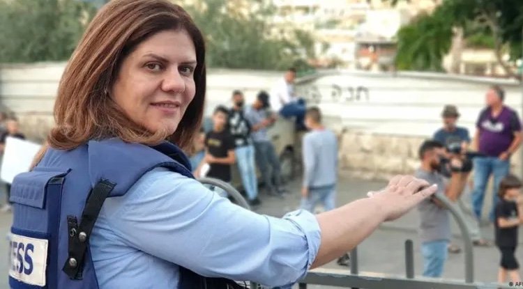 فريق التحقيق الأميركي يفحص الرصاصة التي قتلت الصحافية أبو عاقلة