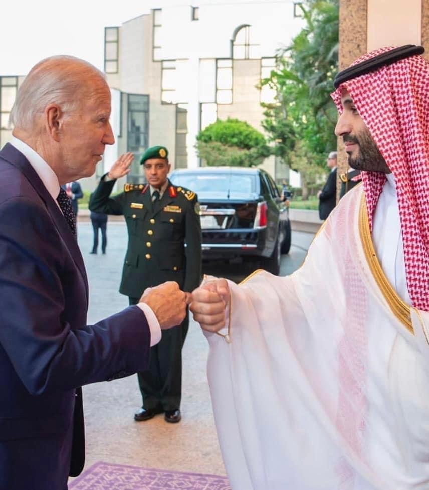 ولي العهد السعودي يستقبل بايدن في قصر السلام في جدة