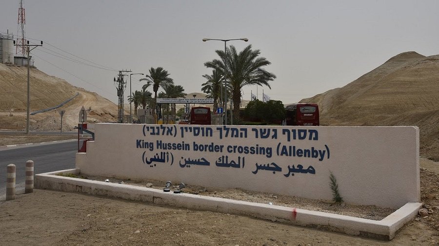 خبير : فتح معبر اللنبي تأكيد لانخراط جلالة الملك لفائدة القضية الفلسطينية