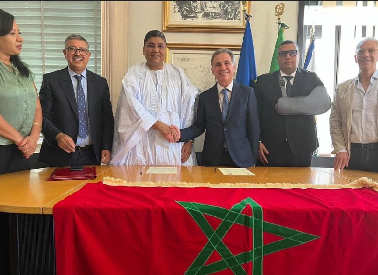 بإقليم نابولي… مجلس جماعة ”الدشيرة” يوقع إتفاقية توأمة مع بلدية ”إيبولي” الإيطالية