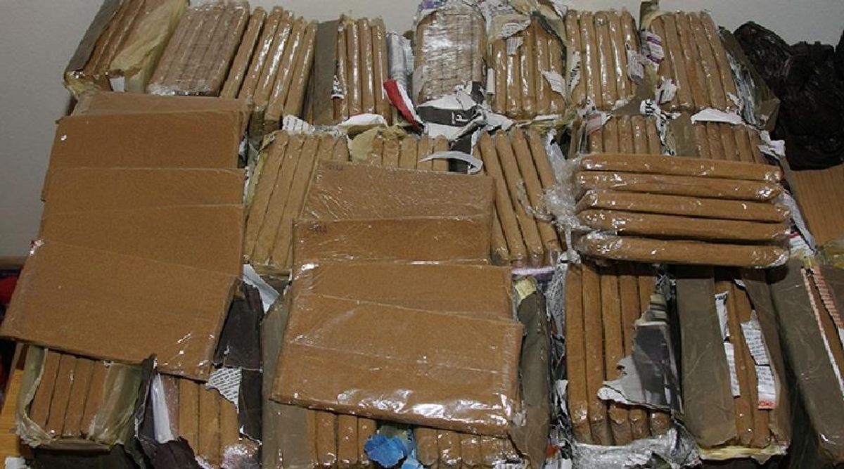 حجز 24 كلغ من مخدر الشيرا بمعبر باب سبتة