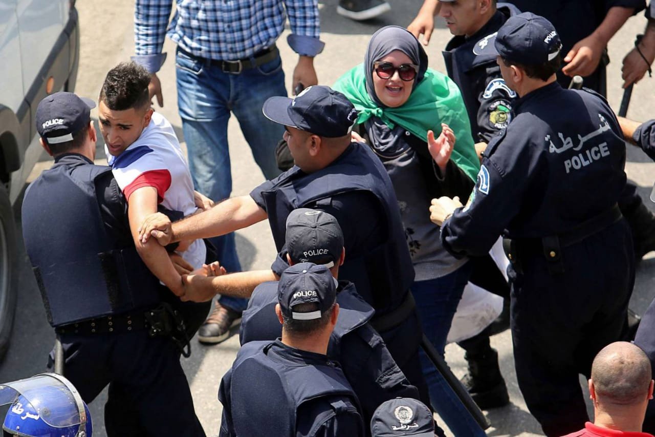 حقوقيون جزائريون يفضحون بالأمم المتحدة انتهاكات النظام العسكري