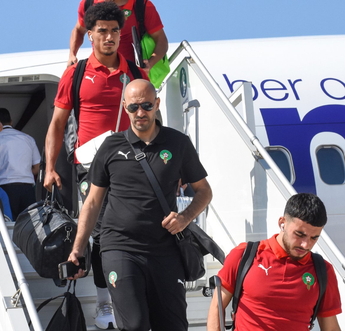 الأسود يصلون إسبانيا لإجراء مبارتين وديتين