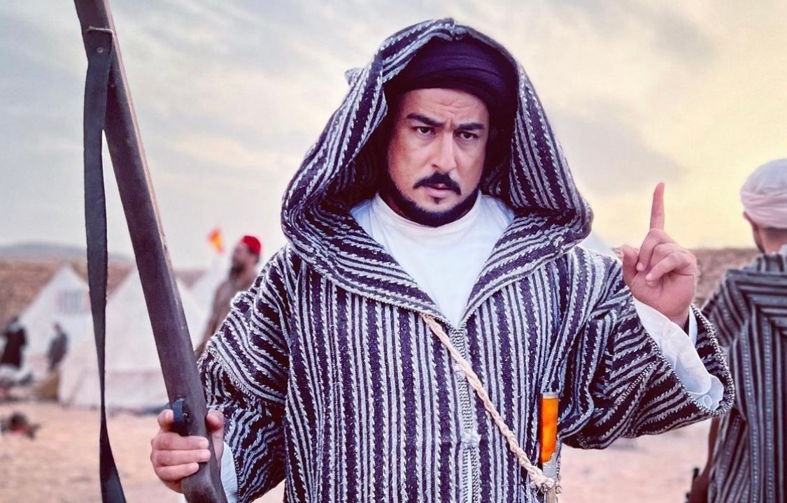 ربيع القاطي يجسد شخصية ”أسد الريف” عبد الكريم الخطابي