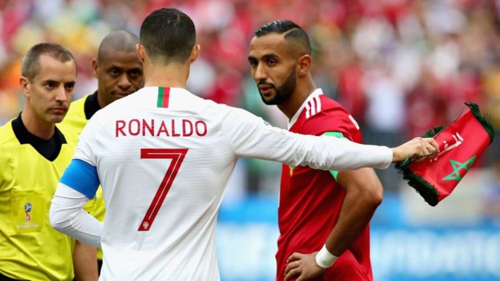 بنعطية .. إستبعاد رونالدو من فريق مانشستر يونايتد ”قلة احترام” في حقه