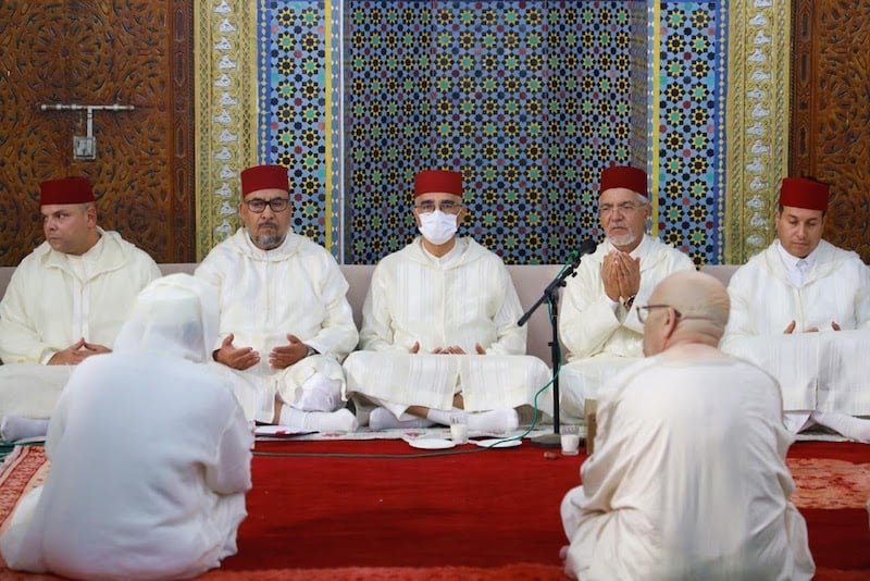 تسليم هبة ملكية لضريح العربي بن سايح بمدينة الرباط