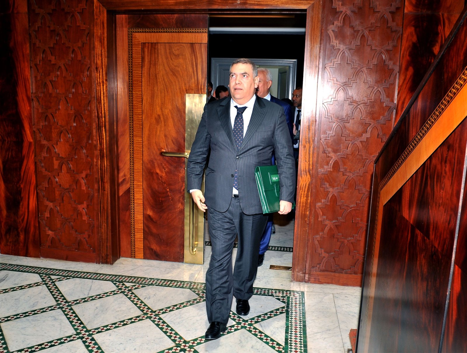 وزارة الداخلية تقيل 18 رئيس جماعة و 30 نائبا للرئيس