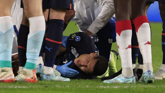 أولمبيك مارسيليا يكشف طبيعة إصابة أمين حارث