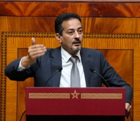 الاصالة والمعاصرة يعلن تجميد عضوية هشام المهاجري